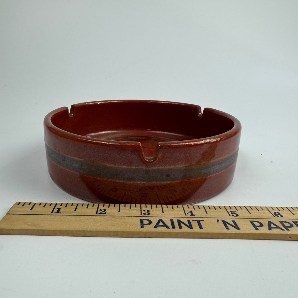 Vintage Mid-Century Modern Ceramic Ashtray Red Brown Striped Glazed Round 5 in - Picture 5 of 8
